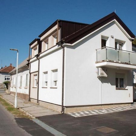Apartmani Oaza Daruvar Habitación foto